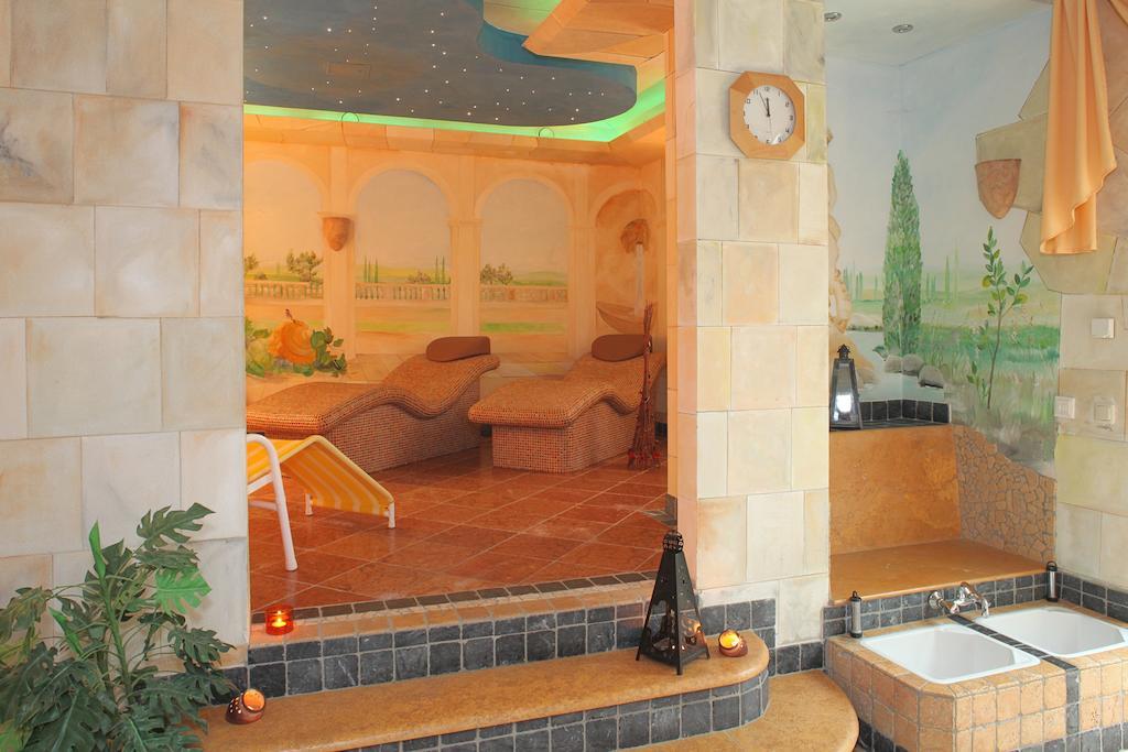 Hotel Buchenpark Херингсдорф Экстерьер фото
